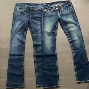 Two True religion, jeans.